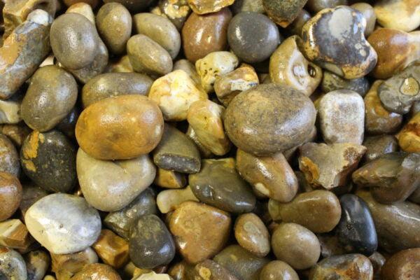 40mm Rounded Roofing Gravel - Image 3